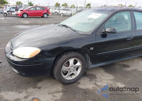 2002 Ford Taurus Ses из США, поврежденный, VIN 1FAFP55S22G225498